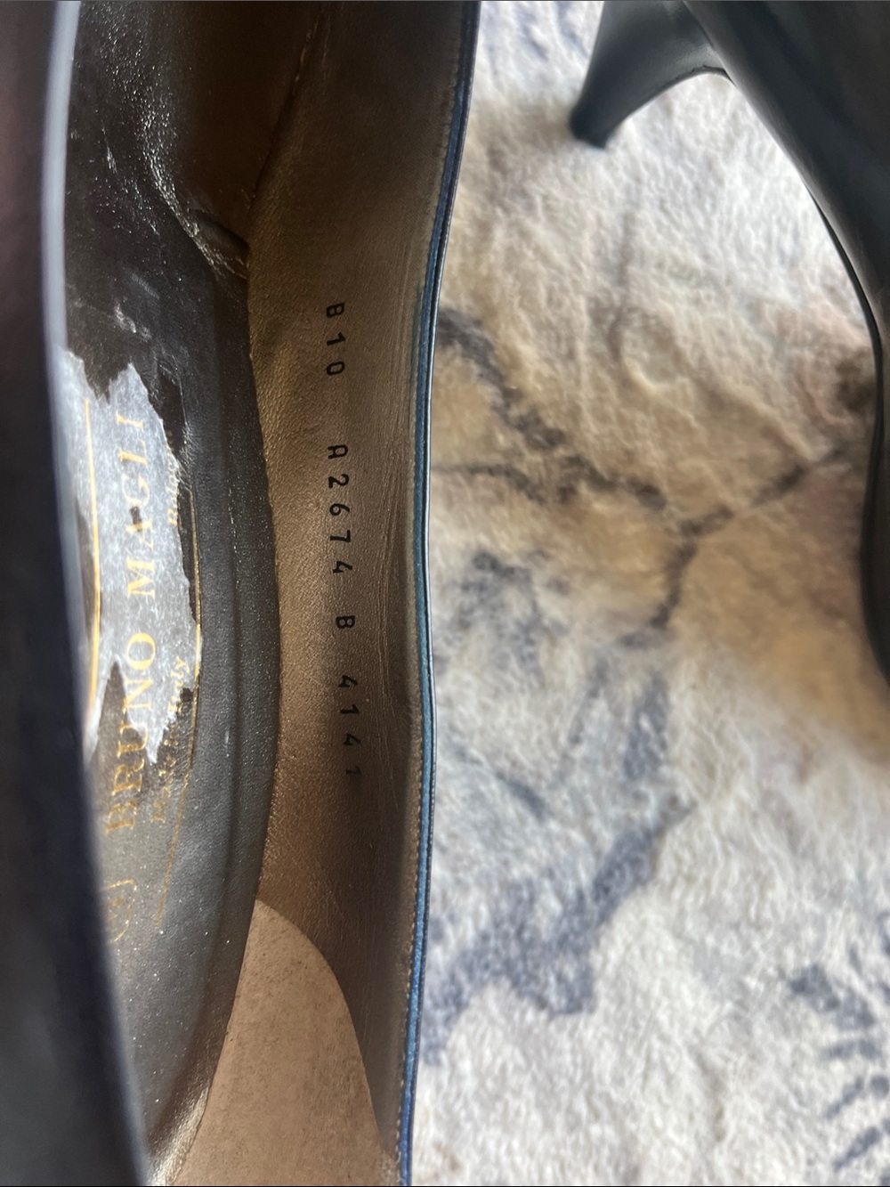 Vintage Bruno Magli Navy blue Leather Pointed Toe Pumps with Silver Accent - Picture 10 of 11